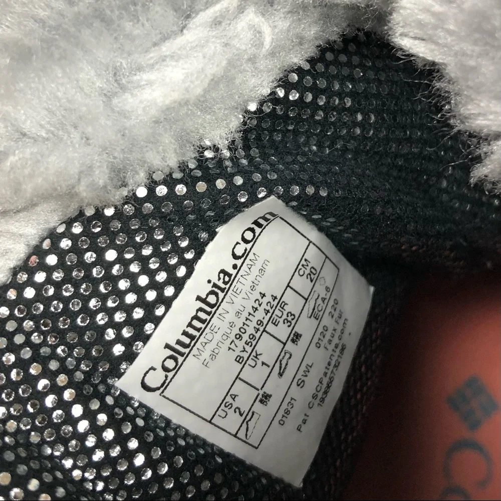Columbia Unisex-Child Minx Mid Iii Waterproof Omni-Heat Hiking Boot